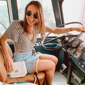 Meet your Posher, Danielle